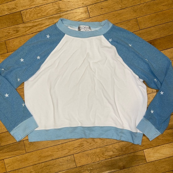 Wildfox Tops - Women’s Wildfox sweater sweatshirt long sleeve top star